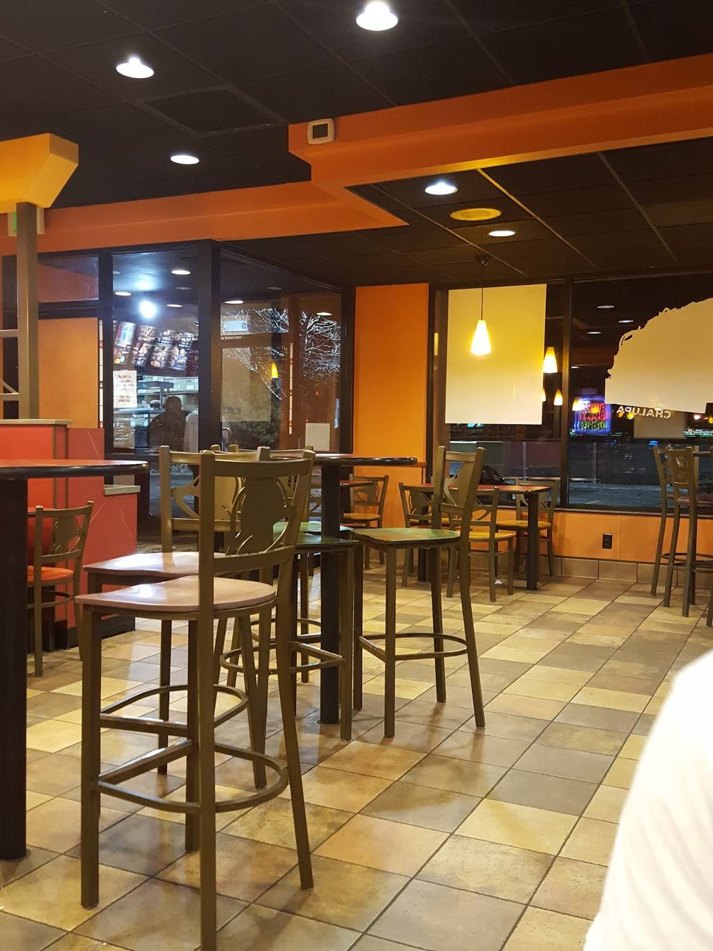 Taco Bell | meal takeaway | 3259 S Parker Rd, Aurora, CO 80014, USA | 3033372355 OR +1 303-337-2355