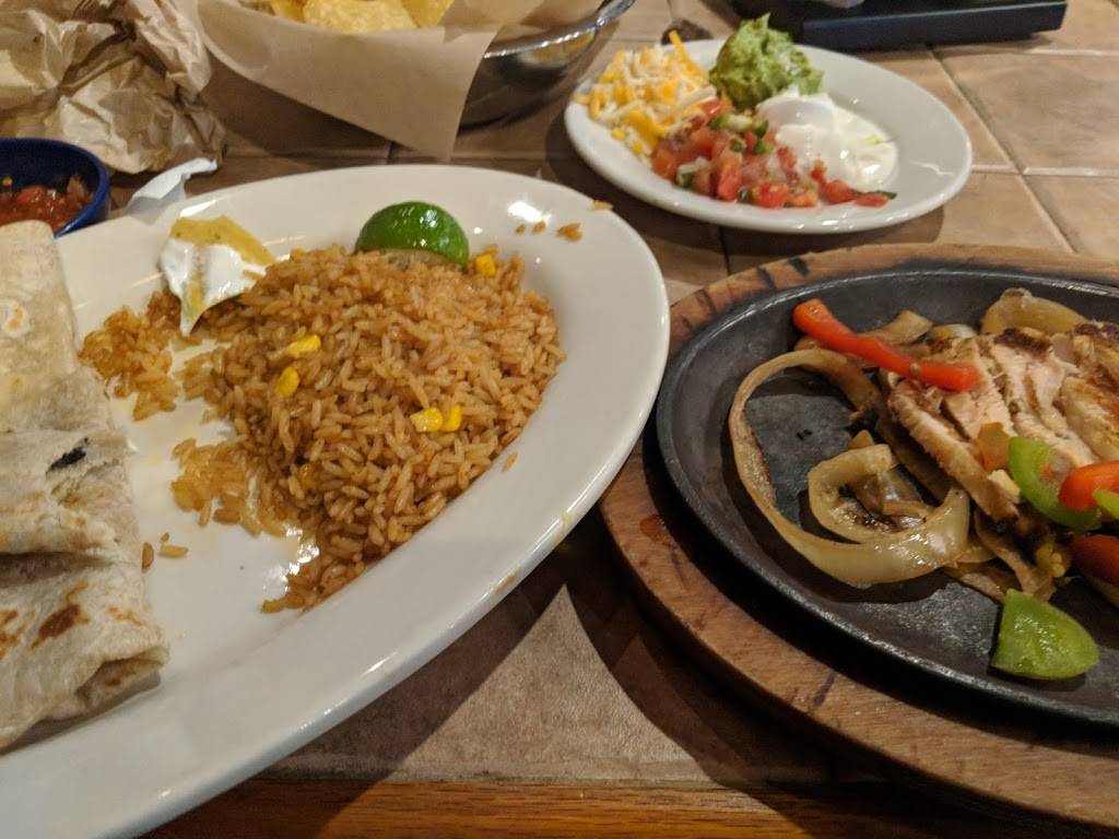 On The Border Mexican Grill & Cantina | restaurant | 1220 Galleria Blvd, Roseville, CA 95678, USA | 9167892220 OR +1 916-789-2220