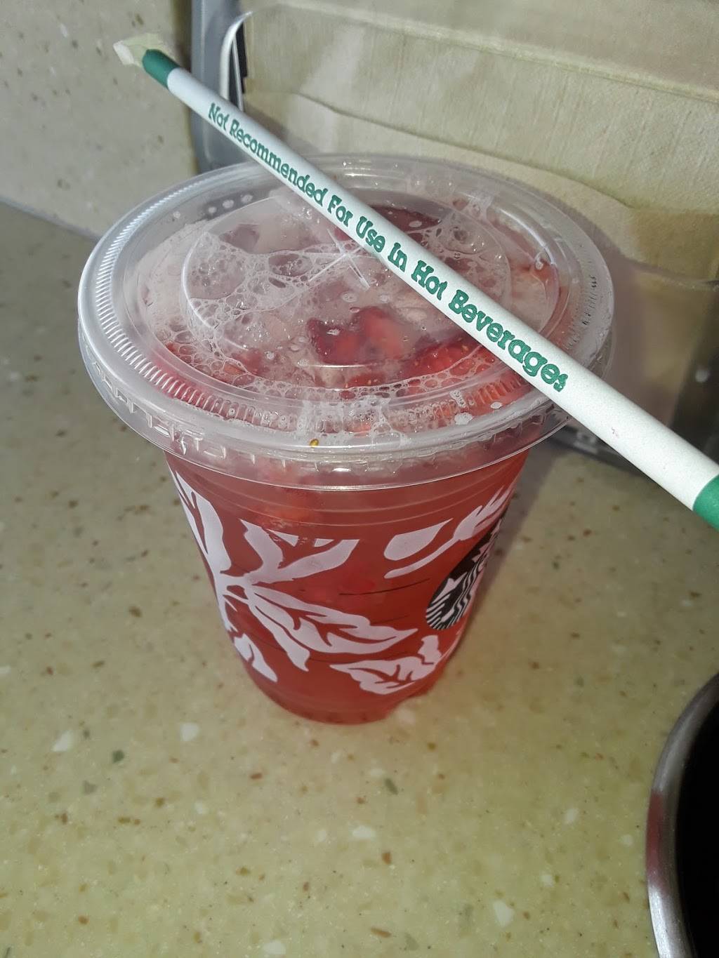 Starbucks | cafe | 4420 Coffee Rd B, Bakersfield, CA 93308, USA | 6615878786 OR +1 661-587-8786