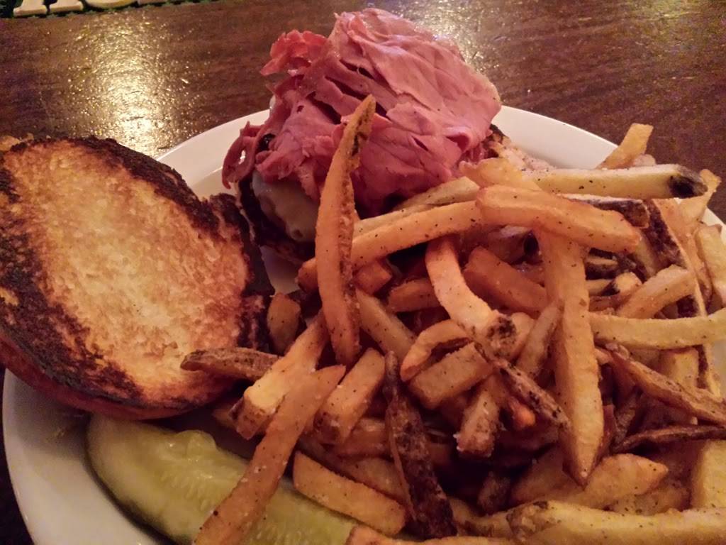 Ryans Wake | restaurant | 403 River St # 1, Troy, NY 12180, USA | 5182709253 OR +1 518-270-9253