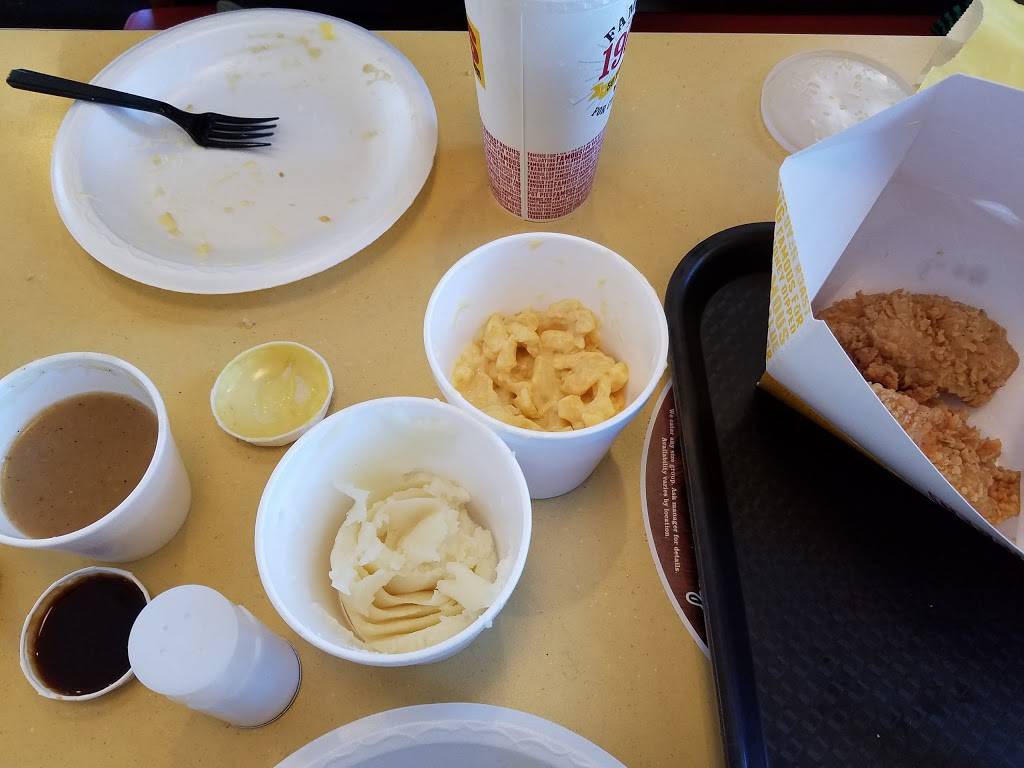 Lees Famous Recipe Chicken | restaurant | 6805 Burlington Pike, Florence, KY 41042, USA | 8593715555 OR +1 859-371-5555