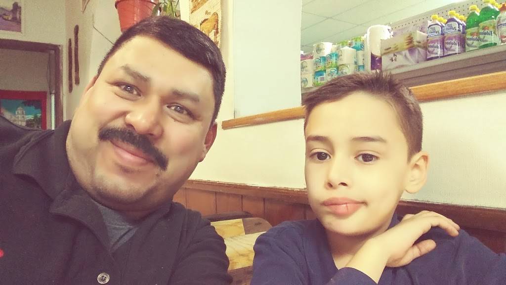 La Cuscatleca Inc | restaurant | 6343 Michigan Ave, Detroit, MI 48210, USA | 3138944373 OR +1 313-894-4373