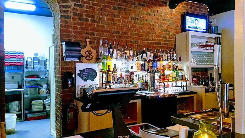 Old Capital Public House | restaurant | 1000 Ladd Landing Blvd Suite 120, Kingston, TN 37763, USA | 8652481555 OR +1 865-248-1555