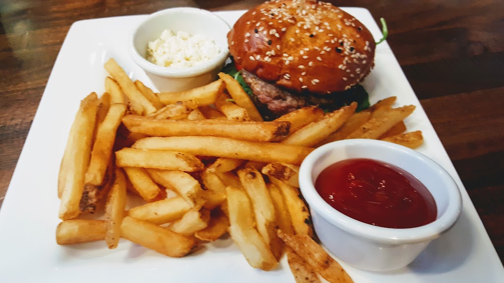 T12 Social House | restaurant | 4501 12th Ave NE, Seattle, WA 98105, USA | 2065356055 OR +1 206-535-6055