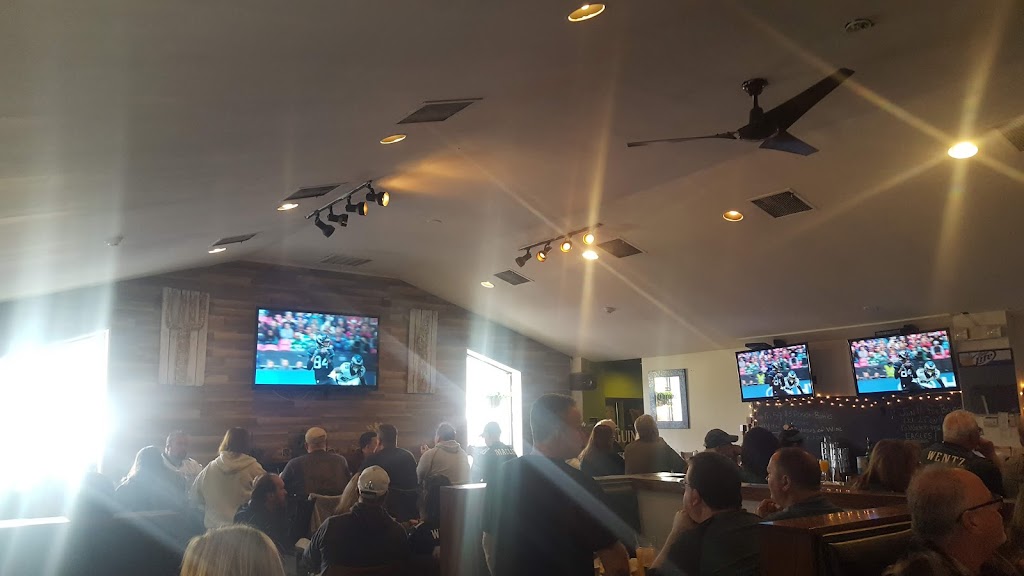 The Old Neshaminy Inn | restaurant | 1558 W Maple Ave, Langhorne, PA 19047, USA | 2675682740 OR +1 267-568-2740