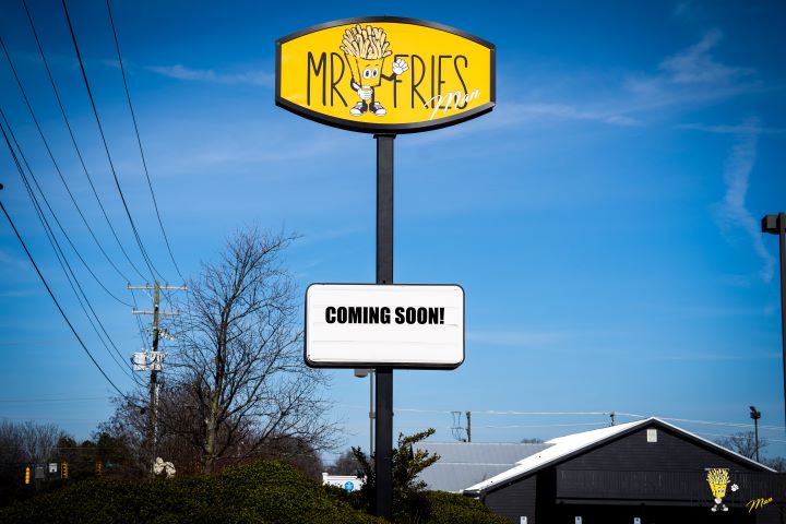 Mr. Fries Man | restaurant | 95 Halton Rd, Greenville, SC 29607, USA | 8642524900 OR +1 864-252-4900