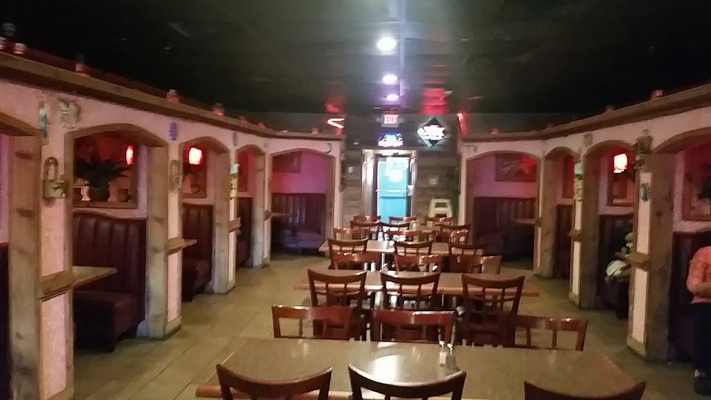 El Mariachi Mexican Restaurant | restaurant | 227 Main St N, Austin, MN 55912, USA | 5074345975 OR +1 507-434-5975