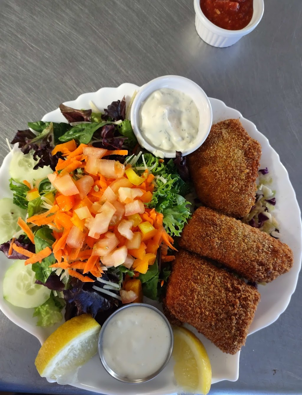 babybelugaseafood.oysterbar | restaurant | 3057 S Kinney Rd, Tucson, AZ 85713, USA | 5205784276 OR +1 520-578-4276