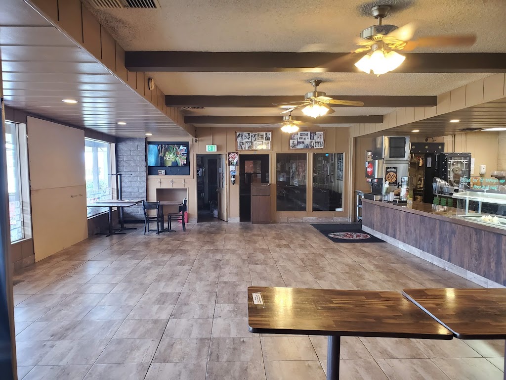 Pizza Factory | restaurant | 301 S Main St, Lone Pine, CA 93545, USA | 7608764707 OR +1 760-876-4707