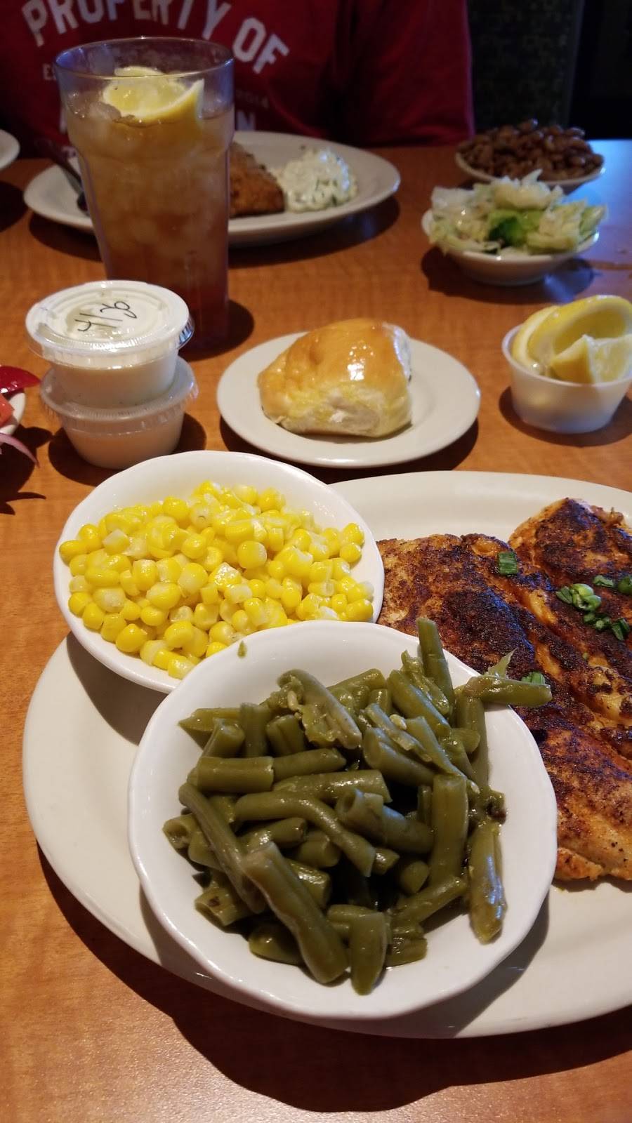 Lubys | restaurant | 415 W Slaughter Ln, Austin, TX 78748, USA | 5125907540 OR +1 512-590-7540