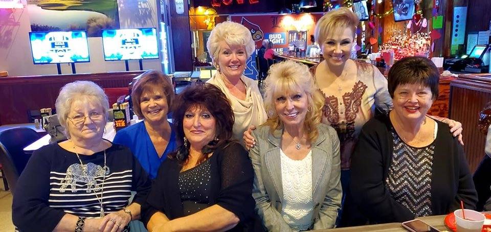 The Thirsty Hound | restaurant | 7207 Fegenbush Ln, Louisville, KY 40228, USA | 5029197003 OR +1 502-919-7003