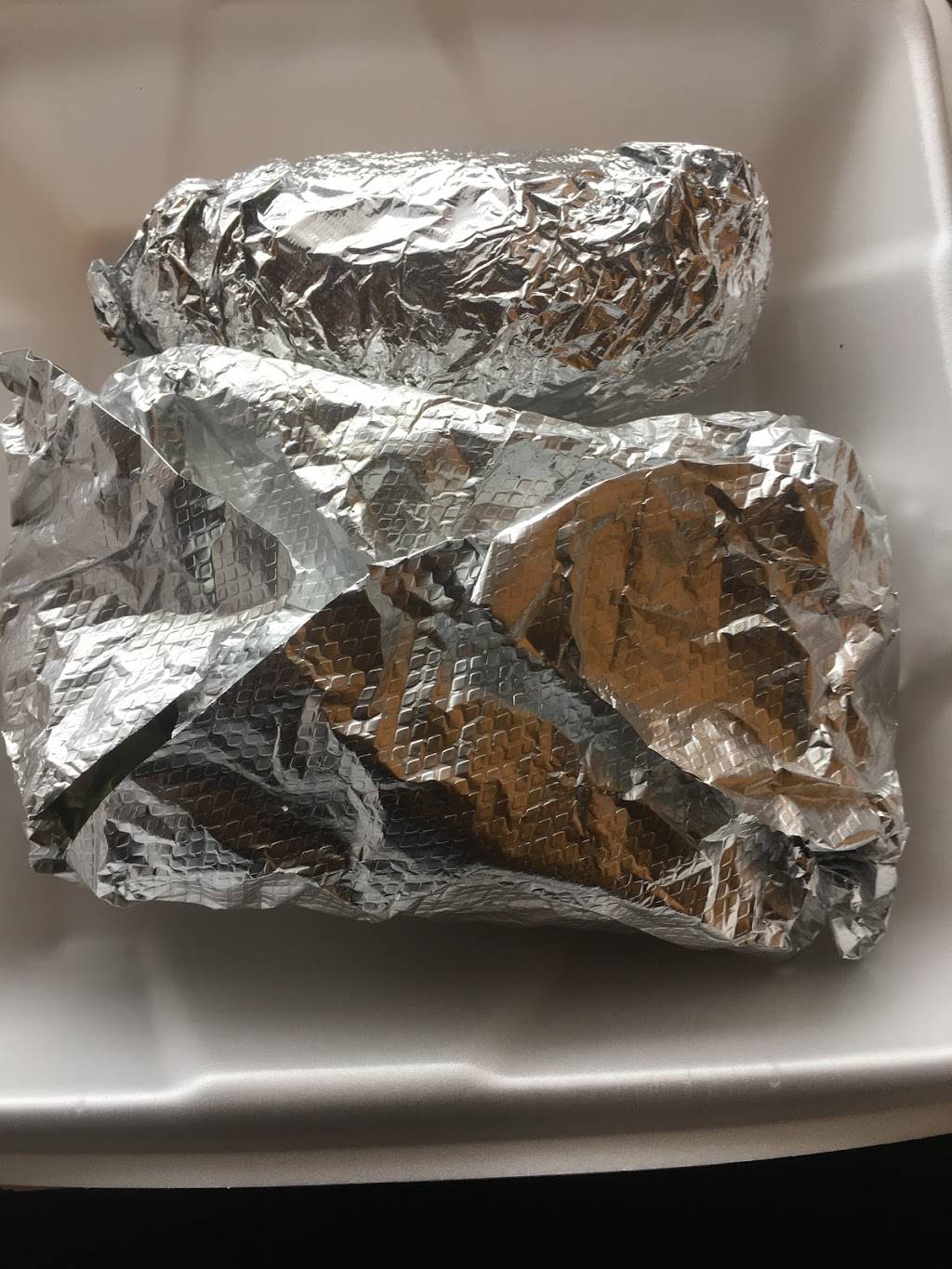 Off The Grill | restaurant | 11640 Dorsett Rd, Maryland Heights, MO 63043, USA | 3142916555 OR +1 314-291-6555