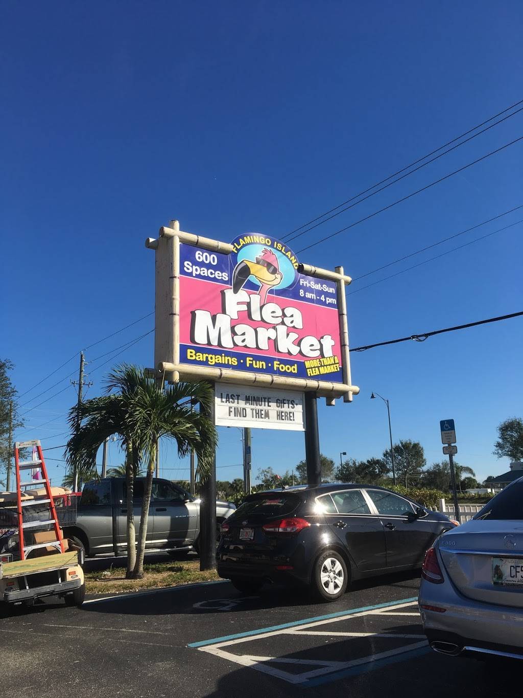 Flamingo Island Flea Market | shopping mall | 11902 Bonita Beach Rd SE, Bonita Springs, FL 34135, USA | 2399487799 OR +1 239-948-7799