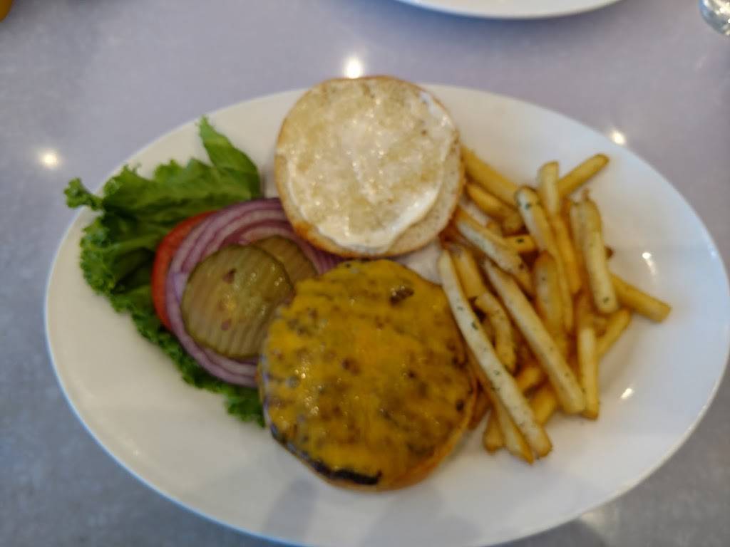 Mission Bar & Grill | restaurant | 712 Domestic Terminals Departures Level, San Francisco, CA 94128, USA | 6508218304 OR +1 650-821-8304