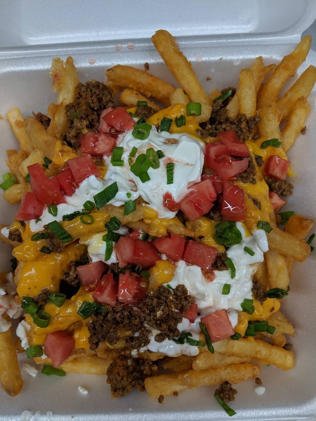 Mays Diner | restaurant | 61 King St, Hensall, ON N0M 1X0, Canada | 2262623801 OR +1 226-262-3801