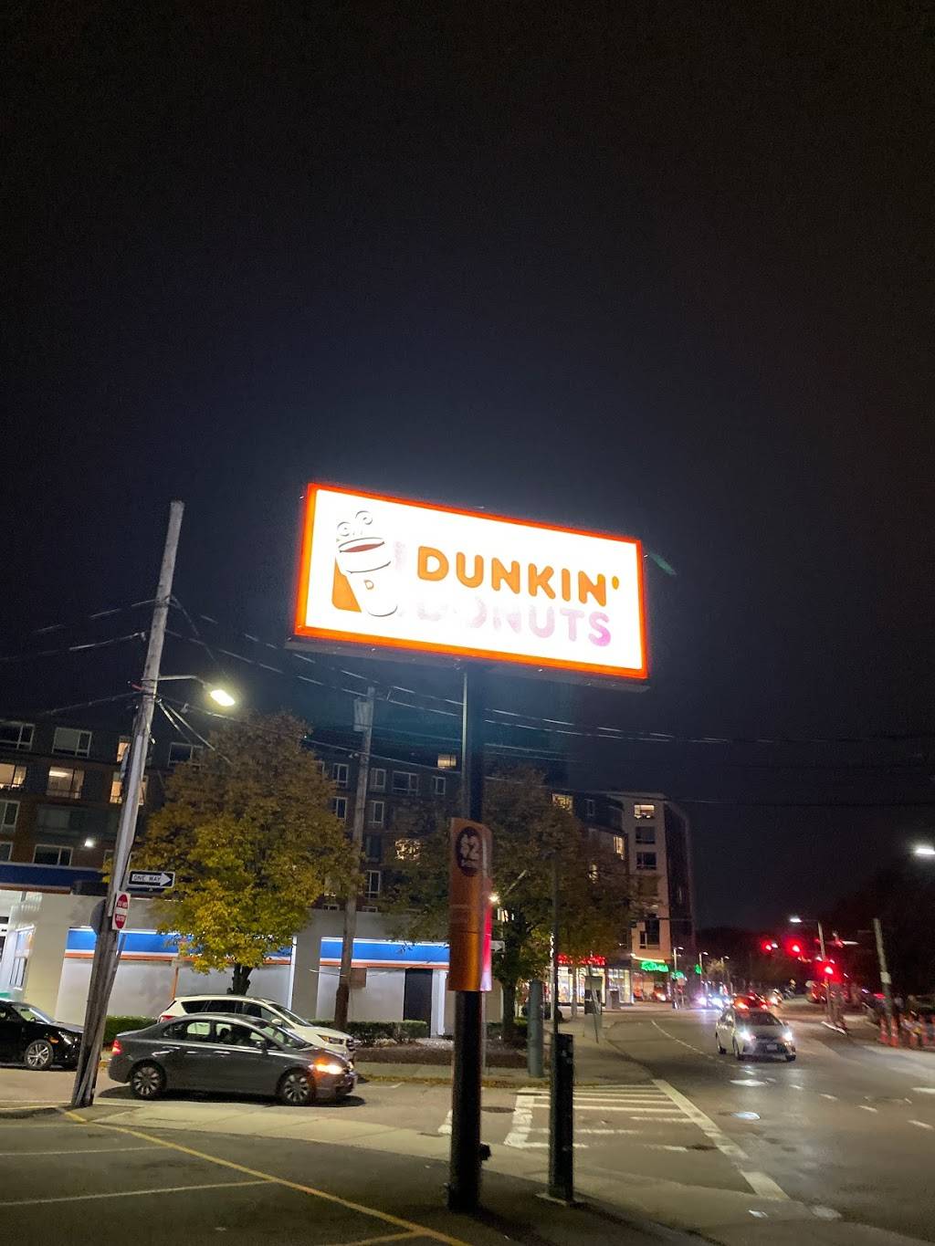 Dunkin | bakery | 209 N Harvard St, Allston, MA 02134, USA | 6172545475 OR +1 617-254-5475
