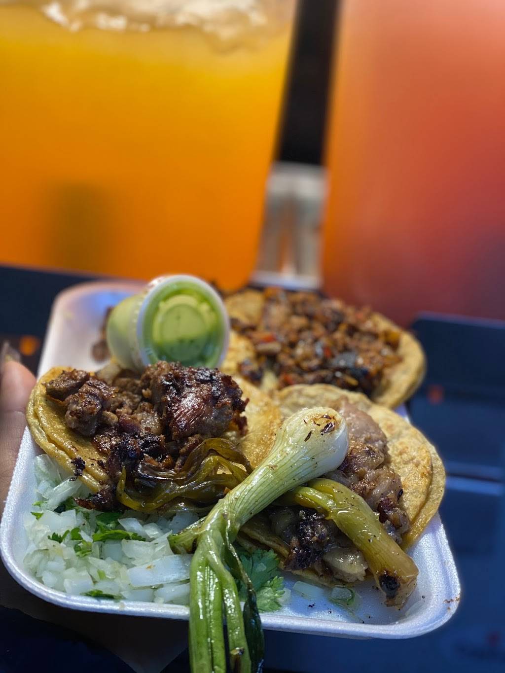 Taquitos La Chula | restaurant | 801 Chestnut St, San Marcos, TX 78666, USA | 5127383018 OR +1 512-738-3018