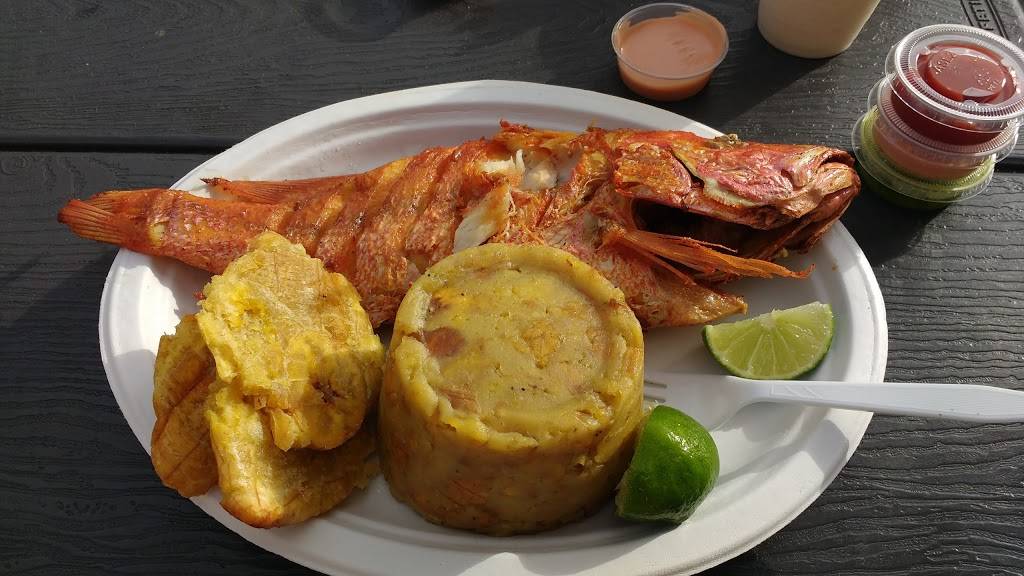 Piñones en Orlando | restaurant | 8650 E Colonial Dr, Orlando, FL 32817, USA | 3215940116 OR +1 321-594-0116