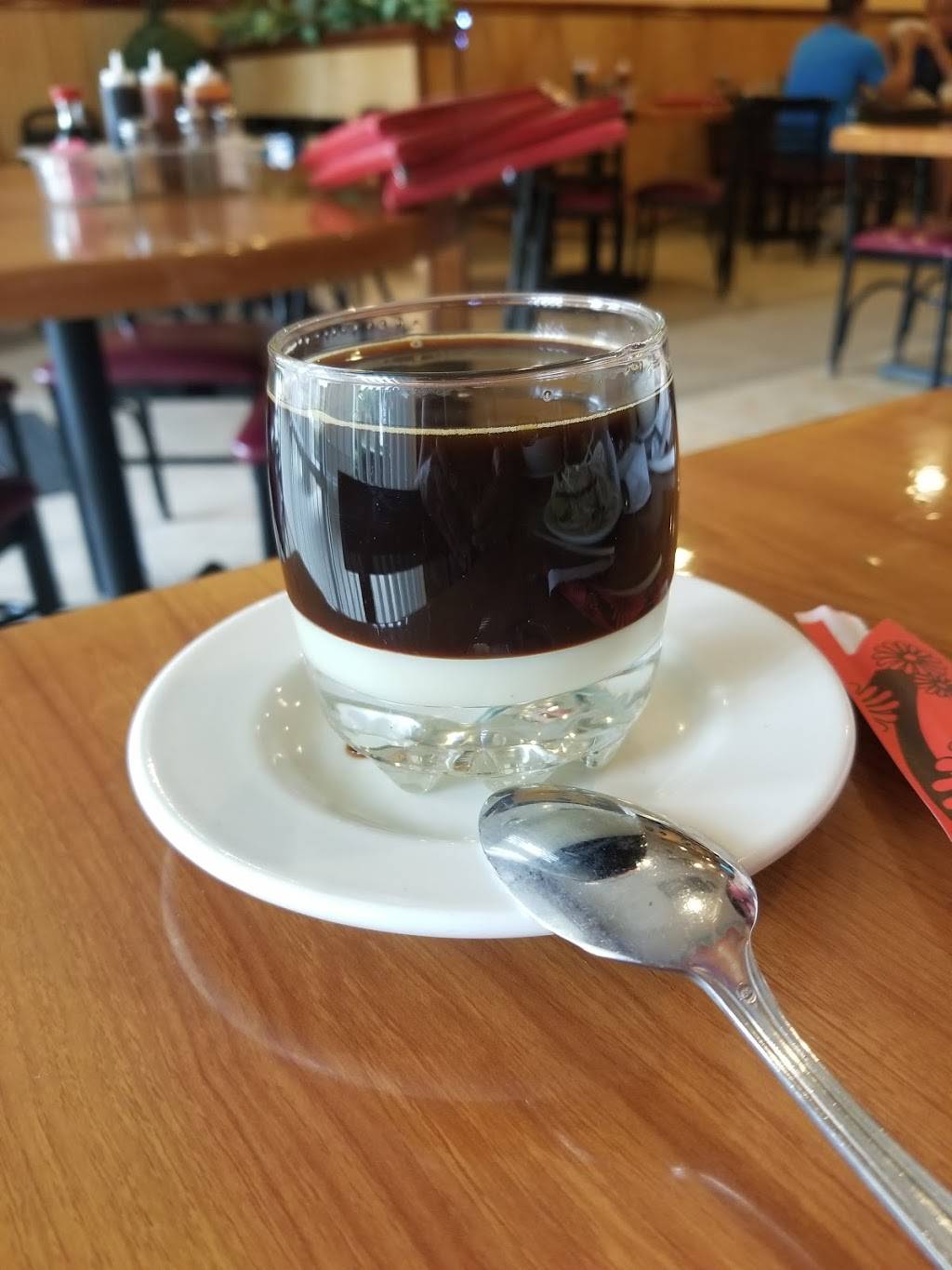 Miss Saigon Restaurant | restaurant | 560 N Washington Blvd Ste E, Sarasota, FL 34236, USA | 9419554662 OR +1 941-955-4662