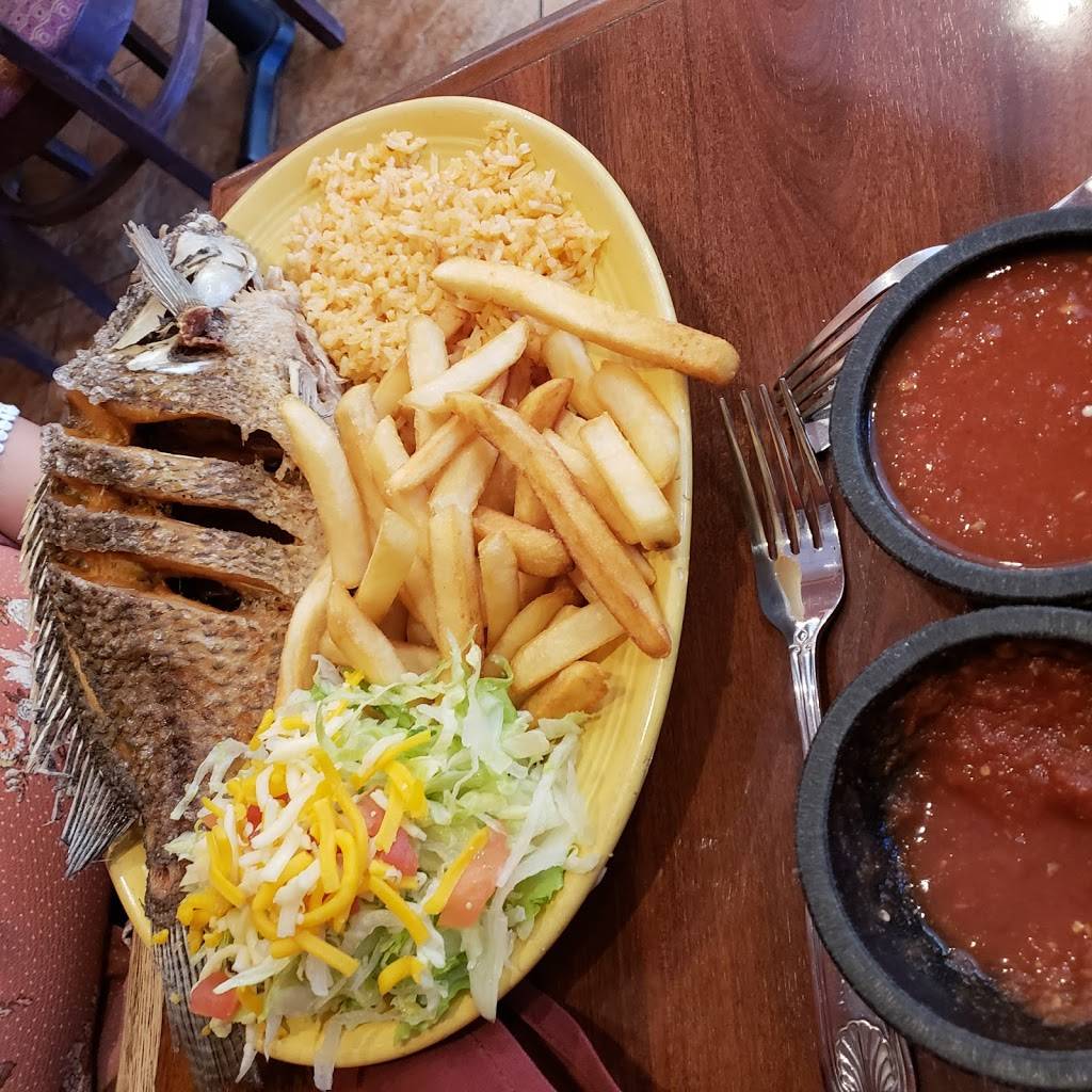 La Fiesta | Restaurant Bar | restaurant | 3222 N Demaree St, Visalia, CA 93291, USA | 5596351555 OR +1 559-635-1555