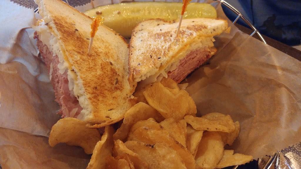 DELIish, NY-style | restaurant | 700 Wise Ave, Dundalk, MD 21222, USA | 4436495259 OR +1 443-649-5259