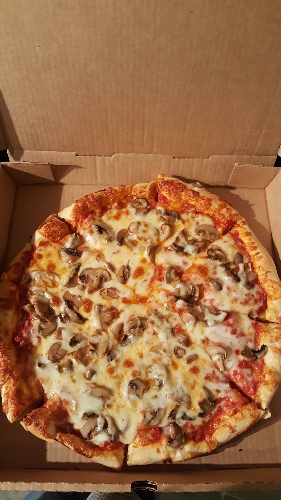 The Flying Pig Airport Diner | restaurant | 1317 Territorial Rd, Benton Harbor, MI 49022, USA | 2693696589 OR +1 269-369-6589