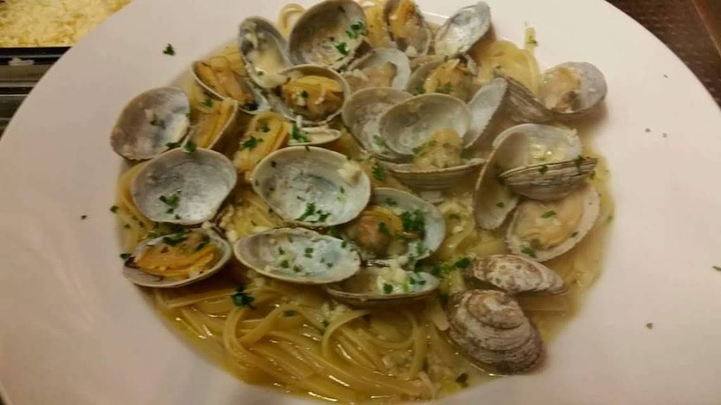 Cummares | restaurant | 1023 Chestnut St, Murphysboro, IL 62966, USA | 6186873700 OR +1 618-687-3700