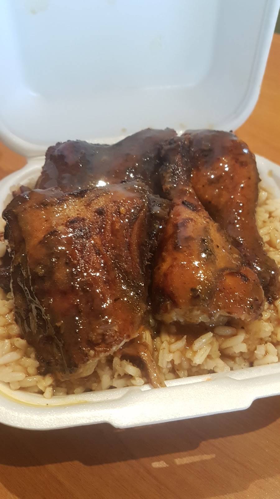 Island Palace Restaurant | restaurant | 1125 Dundas St E, Mississauga, ON L4Y 2C4, Canada | 4378872860 OR +1 437-887-2860