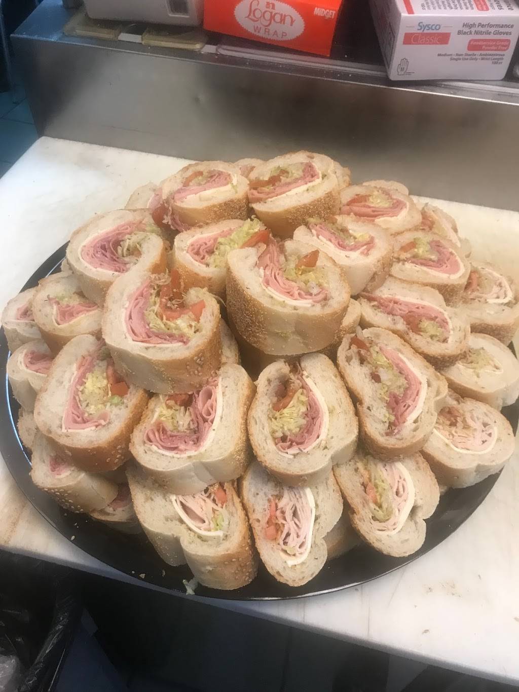 Talk of the Town cheesesteaks | meal takeaway | 3020 S Broad St, Philadelphia, PA 19145, USA | 2155517277 OR +1 215-551-7277