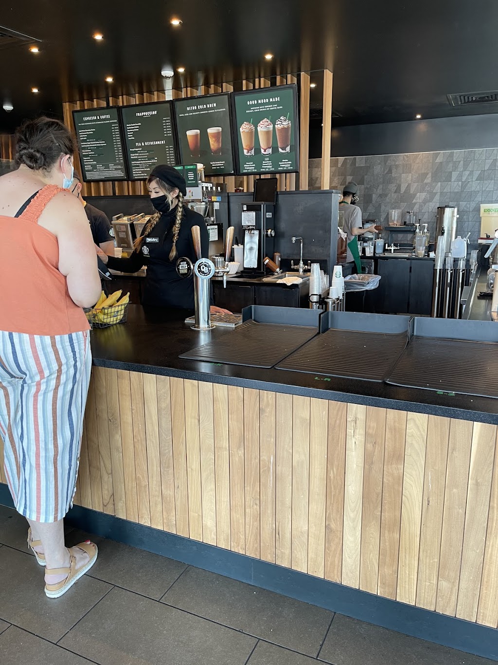 Starbucks | cafe | 3241 N Figueroa St, Los Angeles, CA 90065, USA | 2139997901 OR +1 213-999-7901