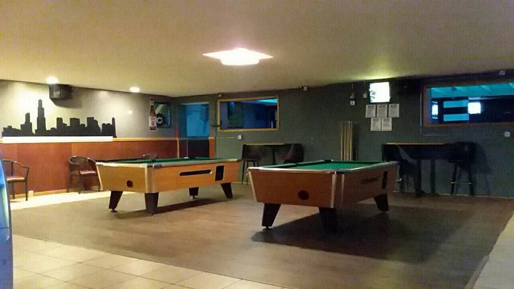 Penalty Box Bar & Grill | restaurant | 1419 4th St, Charleston, IL 61920, USA | 2175084192 OR +1 217-508-4192