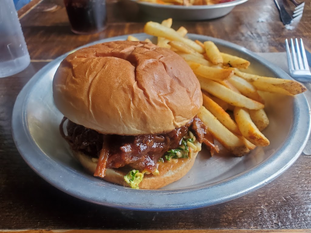 Historic Brewing Barrel + Bottle House - Williams | restaurant | 141 W Railroad Ave, Williams, AZ 86046, USA | 9286355325 OR +1 928-635-5325