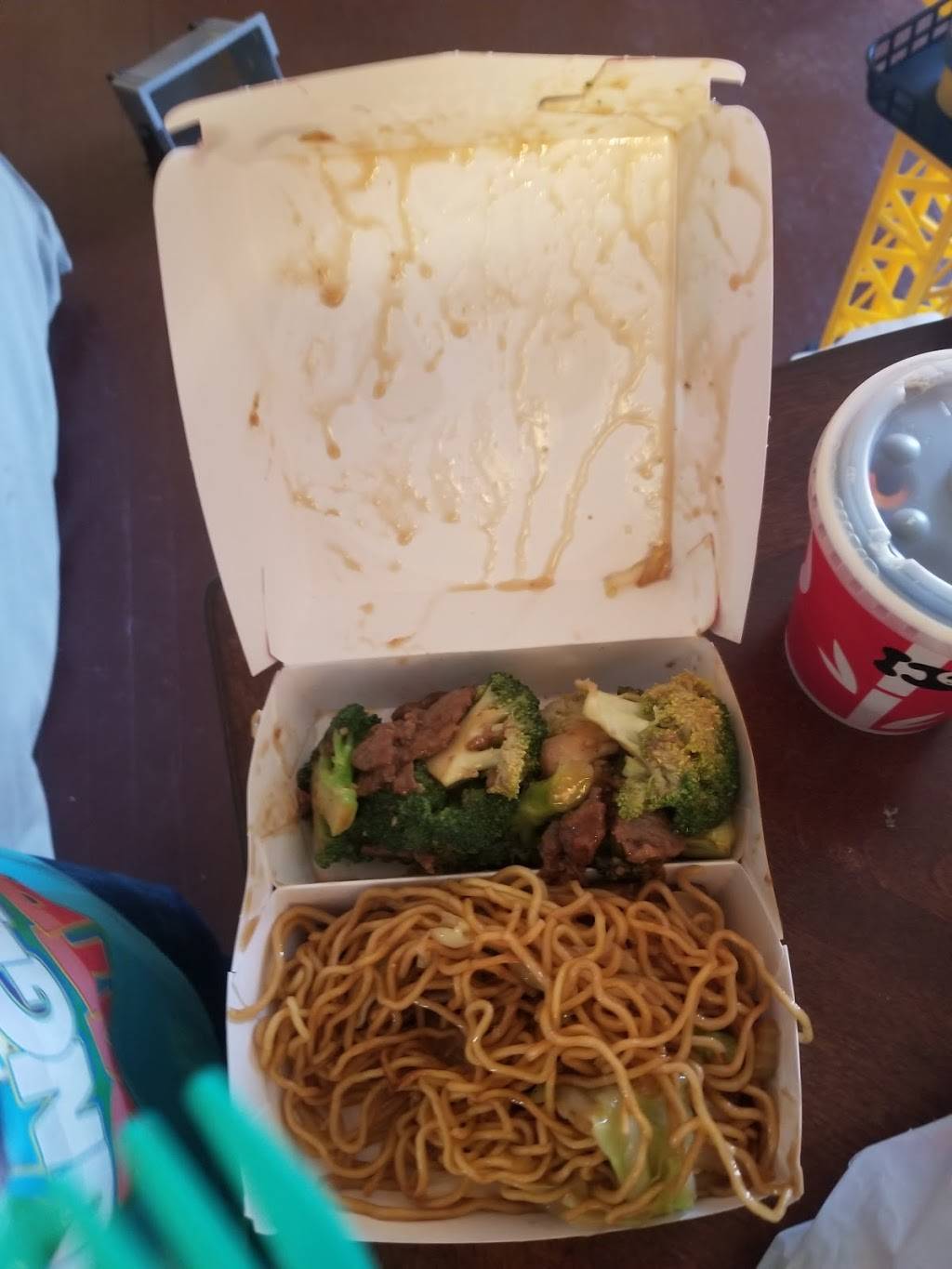 Panda Express | meal takeaway | 840 W Ave L, Lancaster, CA 93534, USA | 6619519090 OR +1 661-951-9090