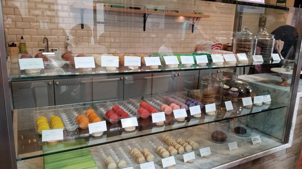 Oui Oui! Macaron | bakery | Emeryville Public Market, 5959 Shellmound St. Shipping Container A., Emeryville, CA 94608, USA | 5107884455 OR +1 510-788-4455