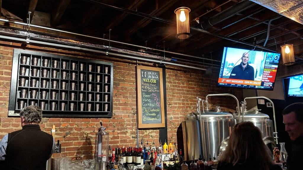 Valor Brewpub | restaurant | 723 8th St SE, Washington, DC 20003, USA | 2025478459 OR +1 202-547-8459