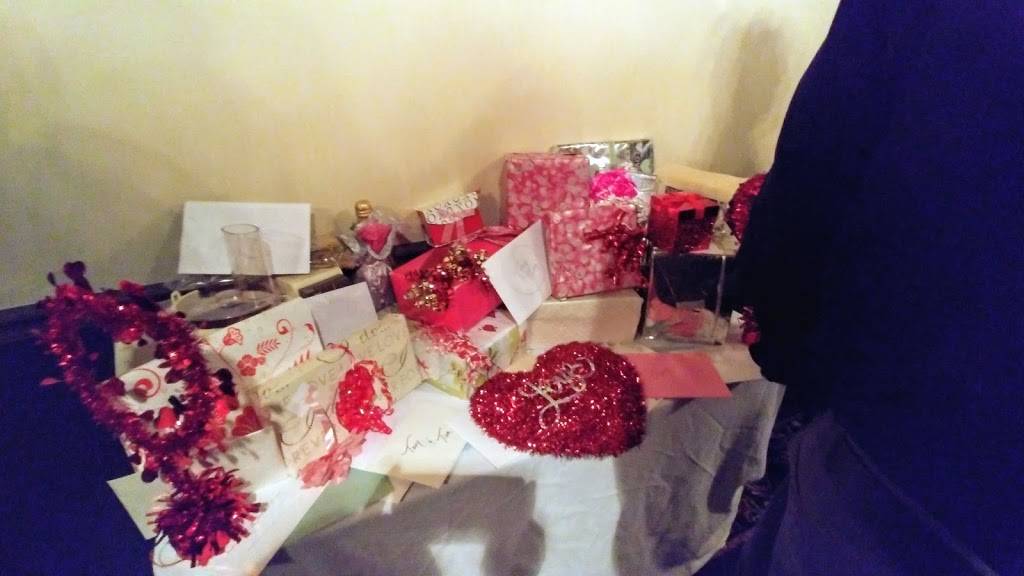 Buffalo Pizza And Ale House | restaurant | 603 Dingens St, Cheektowaga, NY 14206, USA | 7162409161 OR +1 716-240-9161