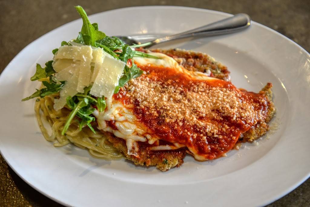 Leos Italian Social | restaurant | 2251 Front St, Cuyahoga Falls, OH 44221, USA | 3304004427 OR +1 330-400-4427