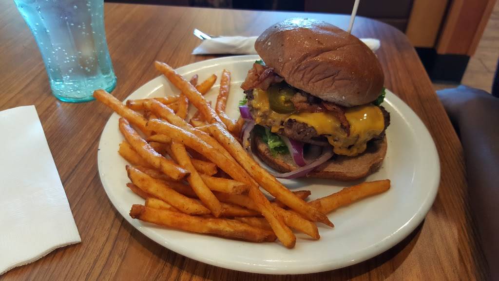 Dennys | restaurant | 10 S Airport Blvd, South San Francisco, CA 94080, USA | 6508721033 OR +1 650-872-1033