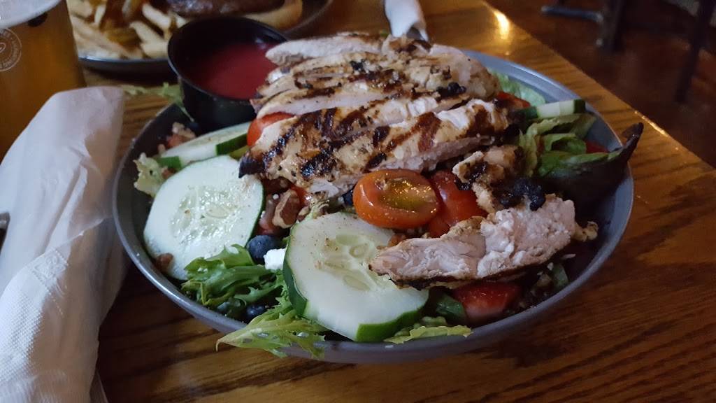 Ocean View | restaurant | 16 Chapman Ave, Oak Bluffs, MA 02557, USA | 5086932207 OR +1 508-693-2207