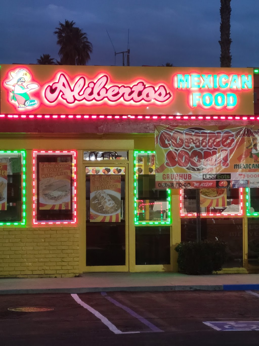Alibertos Jr Mexican Food | restaurant | 6490 Magnolia Ave, Riverside, CA 92506, USA | 9512249433 OR +1 951-224-9433