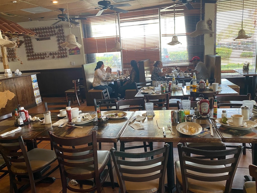 Paseo Catracho | restaurant | 824 SW 8th St, Miami, FL 33130, USA | 3058542705 OR +1 305-854-2705