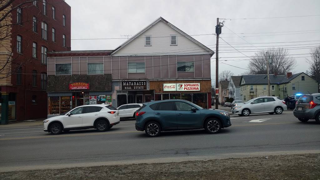 Sopranos Pizzeria | restaurant | 23 Main St, Nashua, NH 03064, USA | 6038800443 OR +1 603-880-0443