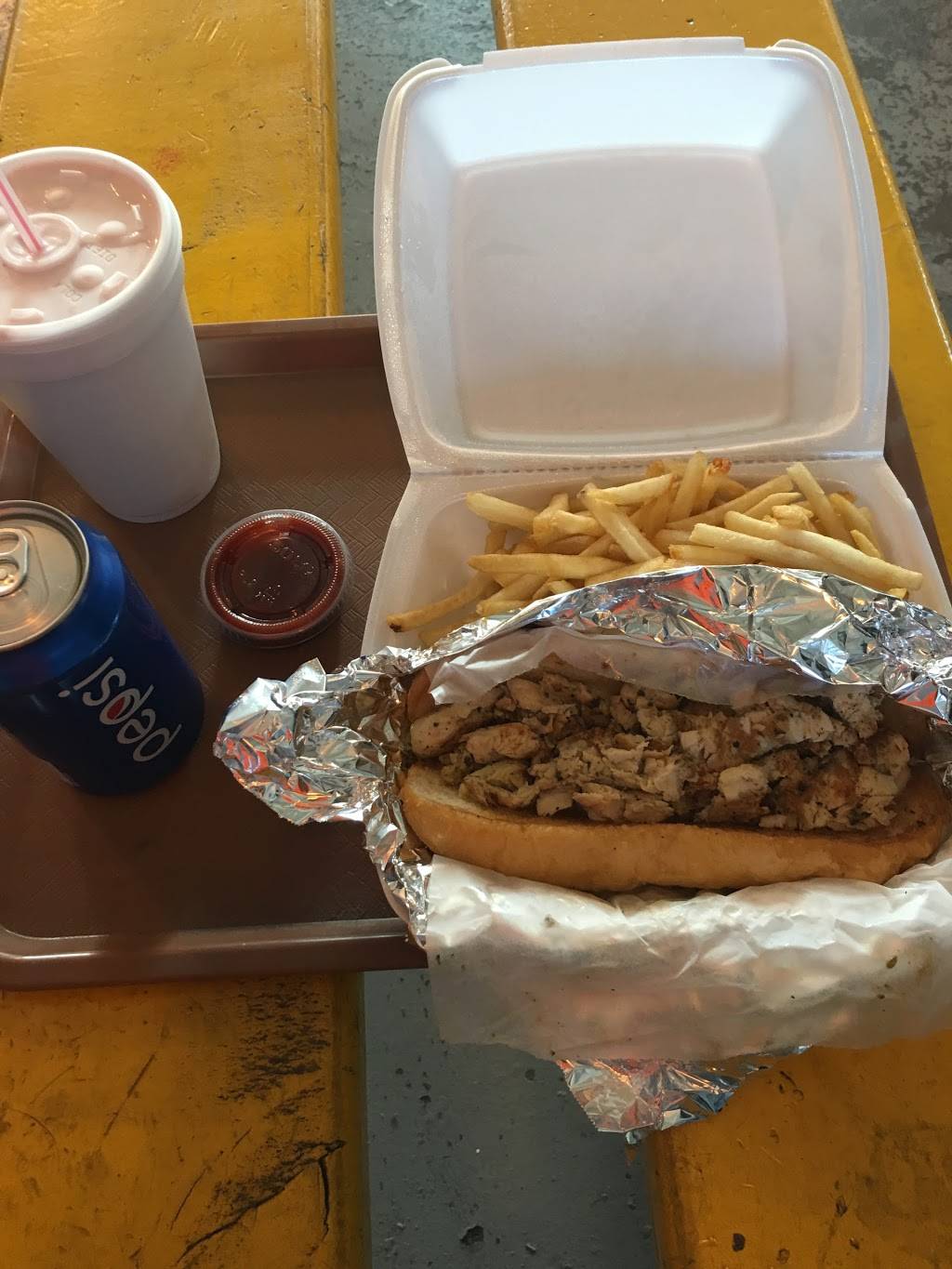 Chitown Chicken | restaurant | 4154 W Chicago Ave, Chicago, IL 60651, USA | 7733429055 OR +1 773-342-9055