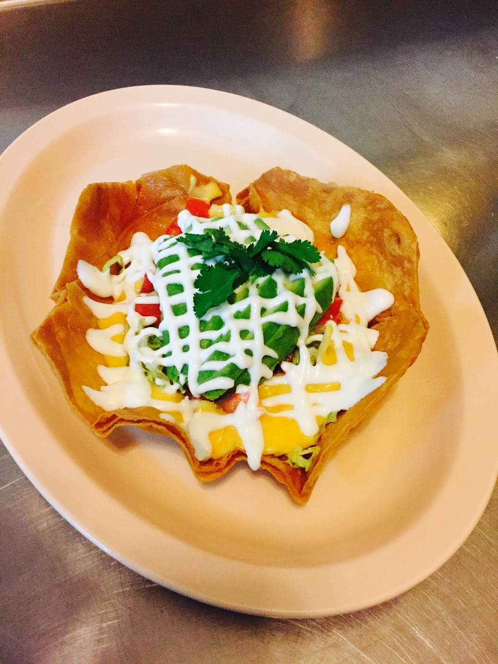 Taco & Burrito House | restaurant | 1548 W Fullerton Ave # 1, Chicago, IL 60614, USA | 7736658389 OR +1 773-665-8389