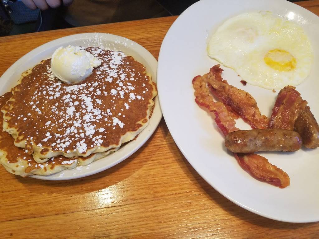 Country House Restaurant | restaurant | 5400 W 127th St, Alsip, IL 60803, USA | 7083894618 OR +1 708-389-4618