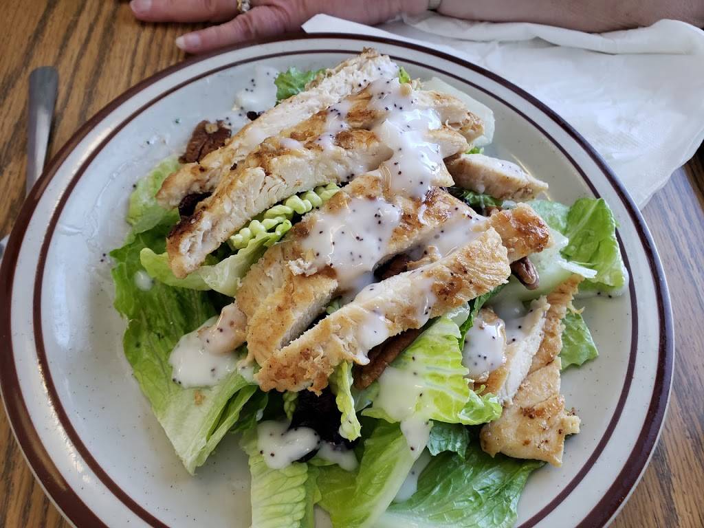 Wings Airport Cafe | meal takeaway | 16384 Airport Rd #7, Brainerd, MN 56401, USA | 2188280206 OR +1 218-828-0206