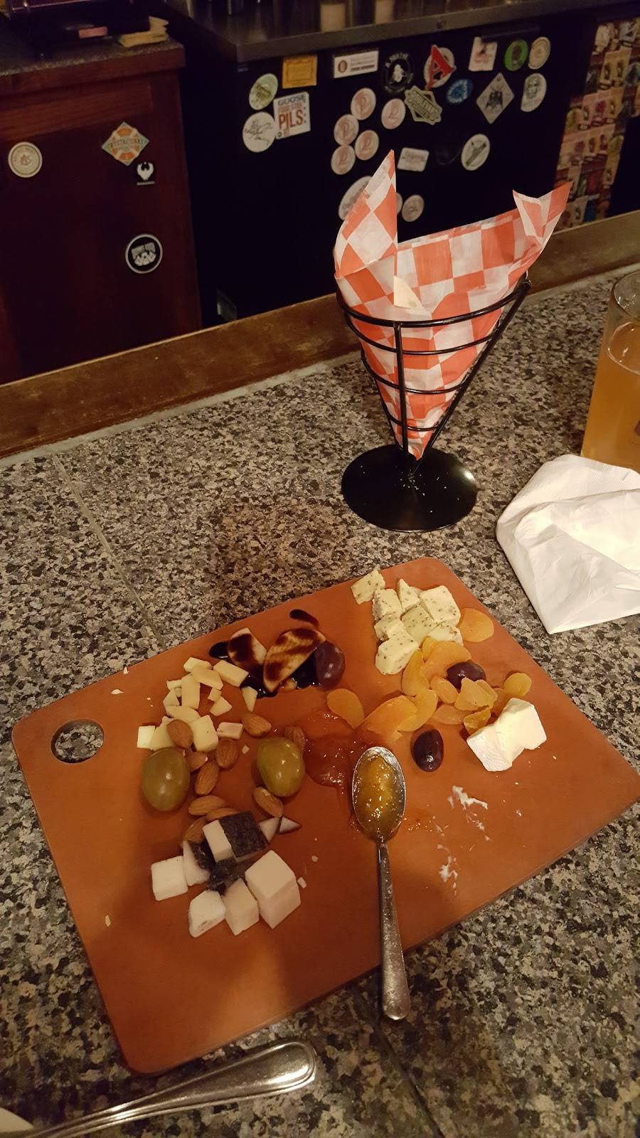 Tuscan Market & Wine Shop | restaurant | 141 W Wing St, Arlington Heights, IL 60005, USA | 8473929700 OR +1 847-392-9700