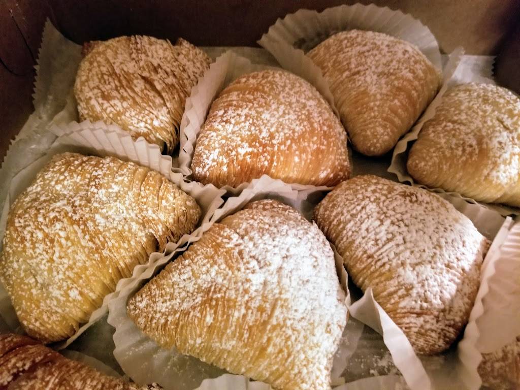 Palmas Bakery | bakery | 3 Acton St, Worcester, MA 01604, USA | 5087989942 OR +1 508-798-9942