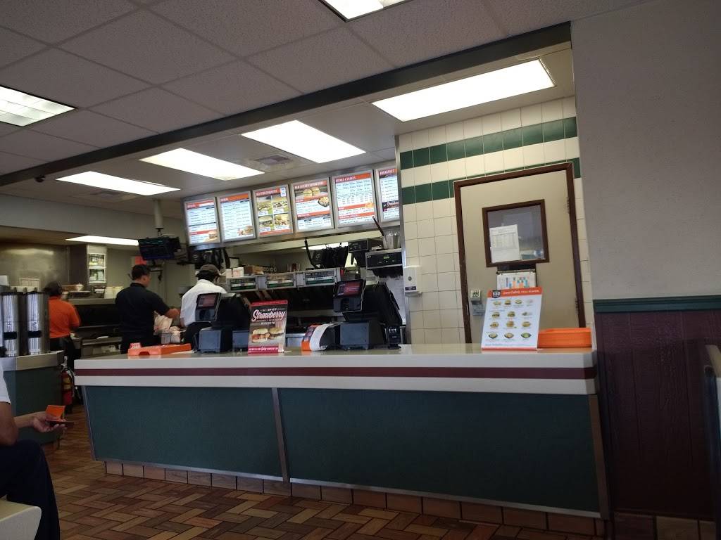 Whataburger | restaurant | 12663 Veterans Memorial Dr, Houston, TX 77014, USA | 2814401347 OR +1 281-440-1347