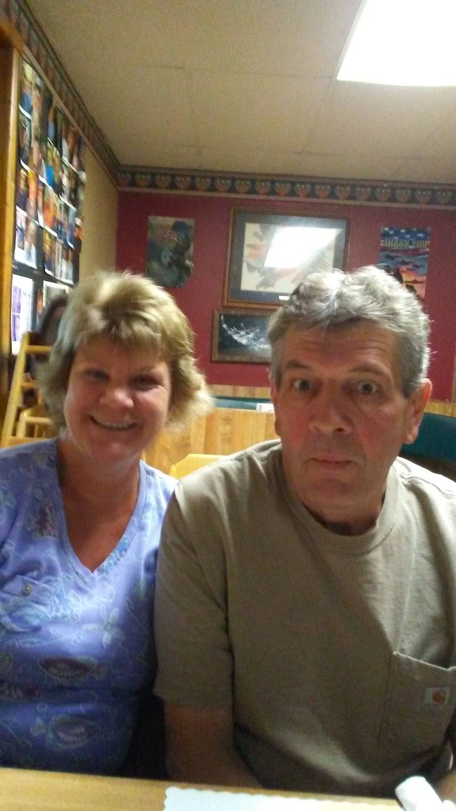 Dotties Dinner by Vizunz | restaurant | 1812 Harvey Ave, East Liverpool, OH 43920, USA | 3303867775 OR +1 330-386-7775